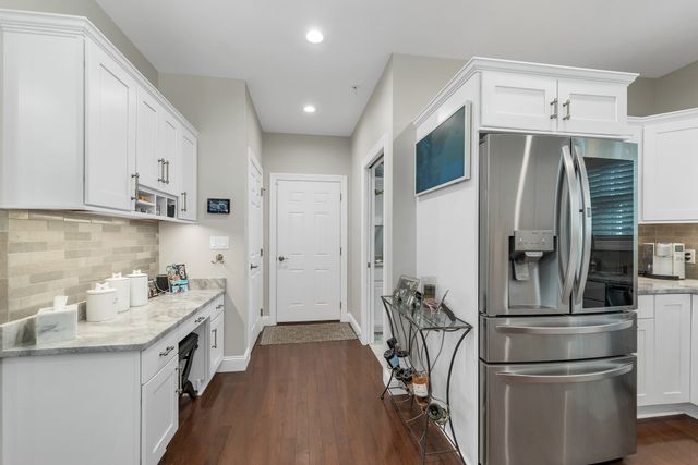 5 Metea Lane -, Bedford, NH 03110