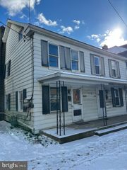 404-406 E KING STREET, Shippensburg, PA 17257