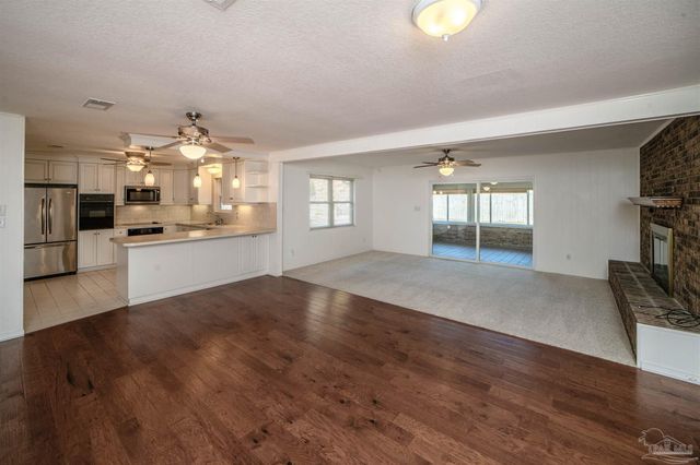 5148 Stevendale Rd, Pensacola, FL 32526