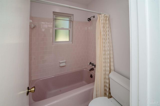 5148 Stevendale Rd, Pensacola, FL 32526