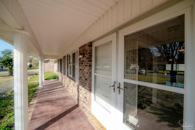 5148 Stevendale Rd, Pensacola, FL 32526