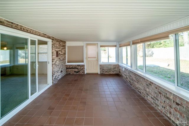 5148 Stevendale Rd, Pensacola, FL 32526