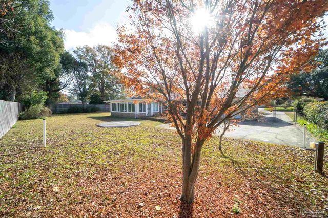 5148 Stevendale Rd, Pensacola, FL 32526