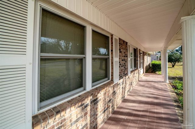 5148 Stevendale Rd, Pensacola, FL 32526