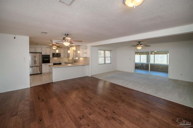 5148 Stevendale Rd, Pensacola, FL 32526