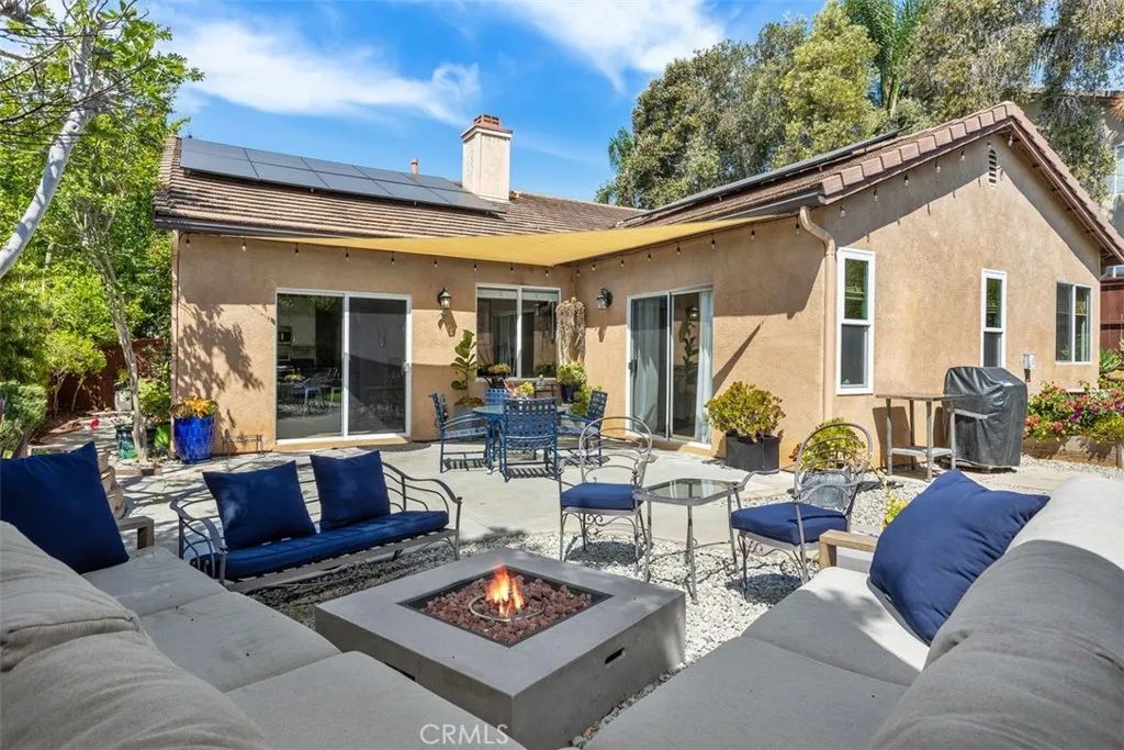 798 El Caballo, Oceanside, CA 92057