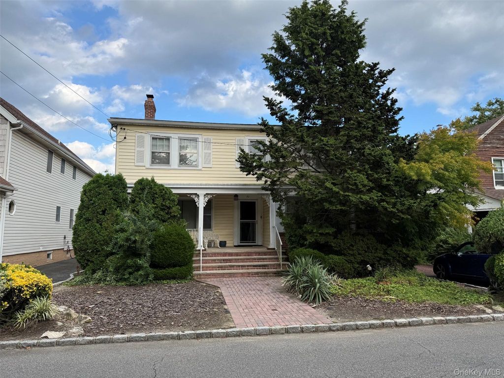 82 Auerbach Lane, Lawrence, NY 11559 — exterior