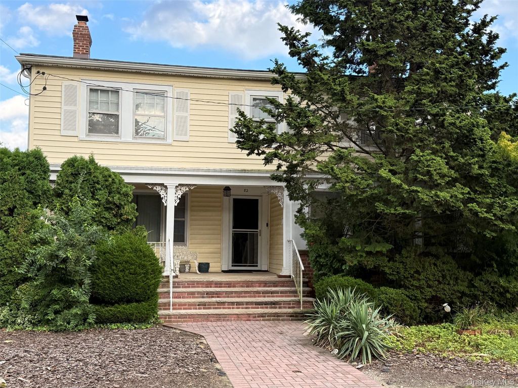 82 Auerbach Lane, Lawrence, NY 11559 — photo 2