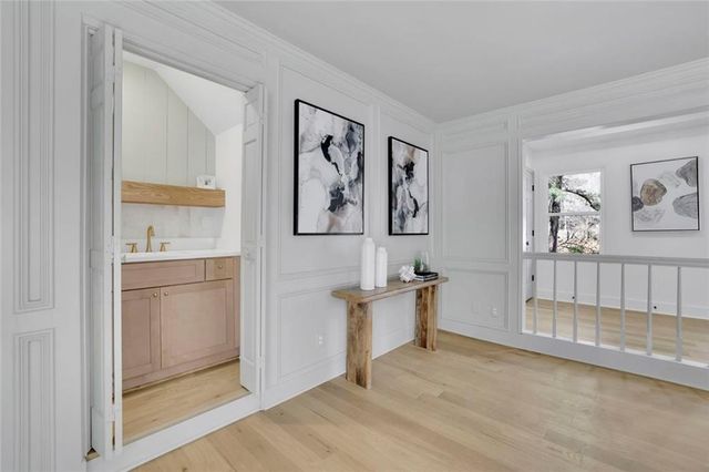 2552 Hollycreek NE Drive, Marietta, GA 30062