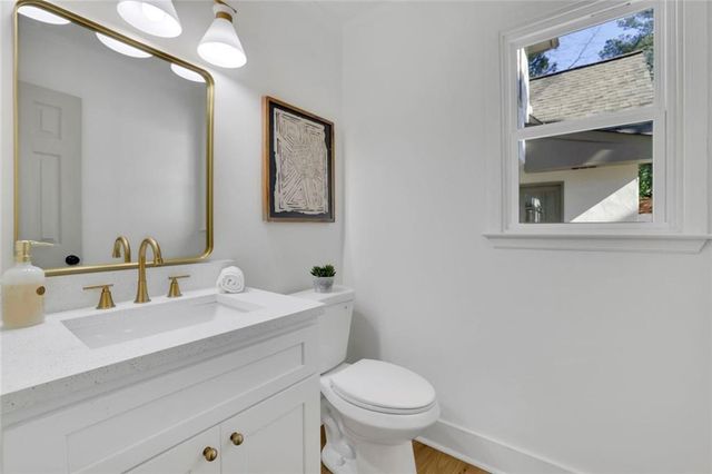 2552 Hollycreek NE Drive, Marietta, GA 30062