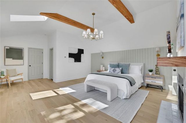 2552 Hollycreek NE Drive, Marietta, GA 30062