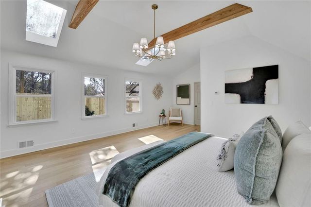 2552 Hollycreek NE Drive, Marietta, GA 30062