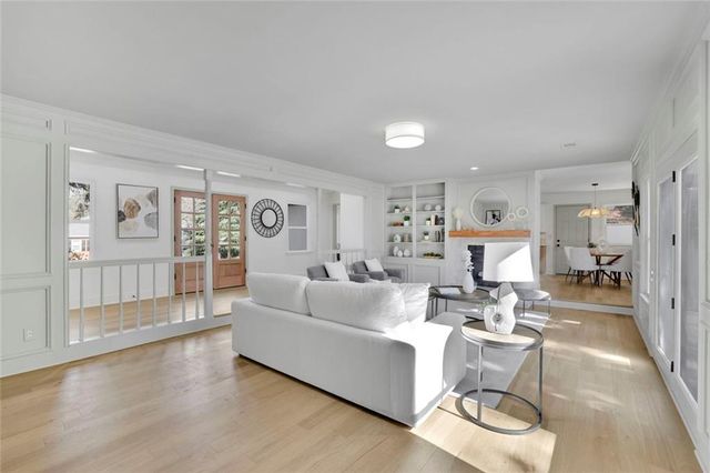 2552 Hollycreek NE Drive, Marietta, GA 30062