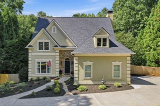 440 Oakleaf Trail, Suwanee, GA 30024