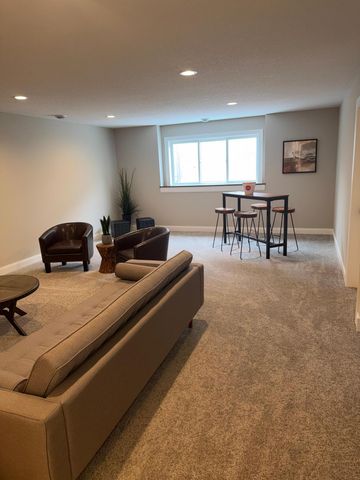 14905 142nd Avenue N, Dayton, MN 55327