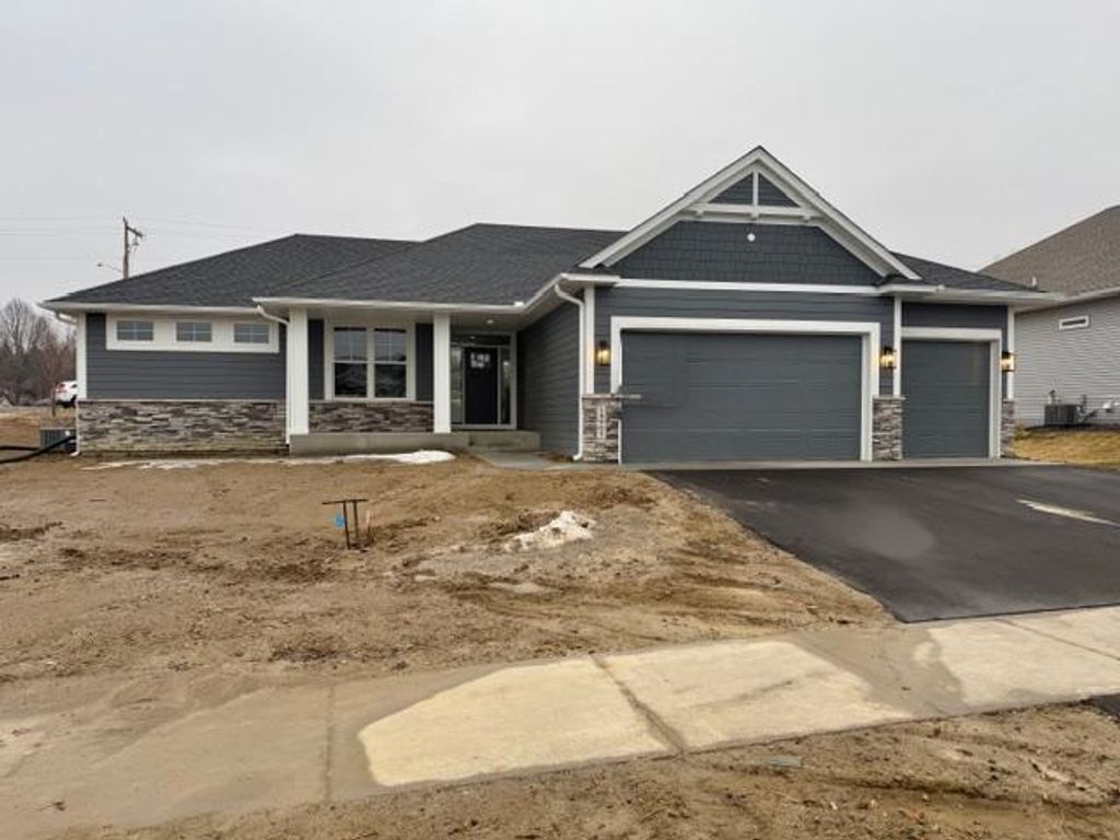 14905 142nd Avenue N, Dayton, MN 55327