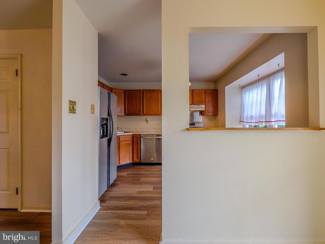 6 VICTORIA DR, Aston, PA 19014