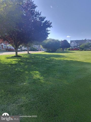 6 VICTORIA DR, Aston, PA 19014