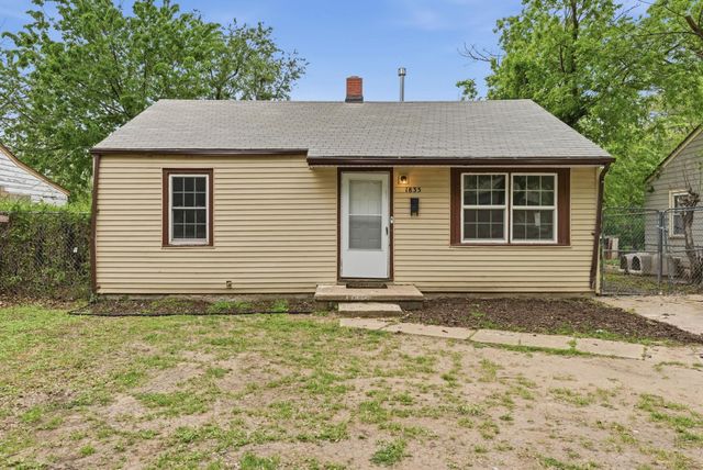 1833 N Green St, Wichita, KS 67214