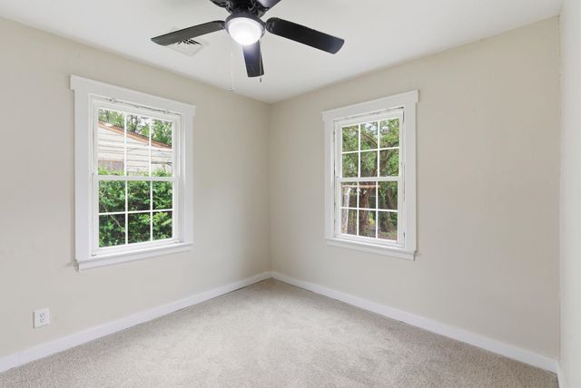 1833 N Green St, Wichita, KS 67214