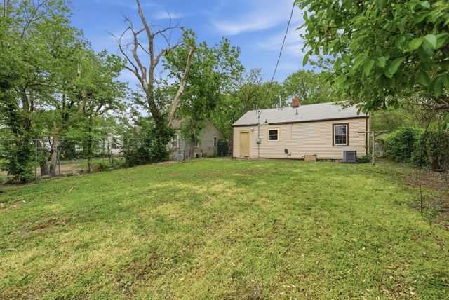 1833 N Green St, Wichita, KS 67214