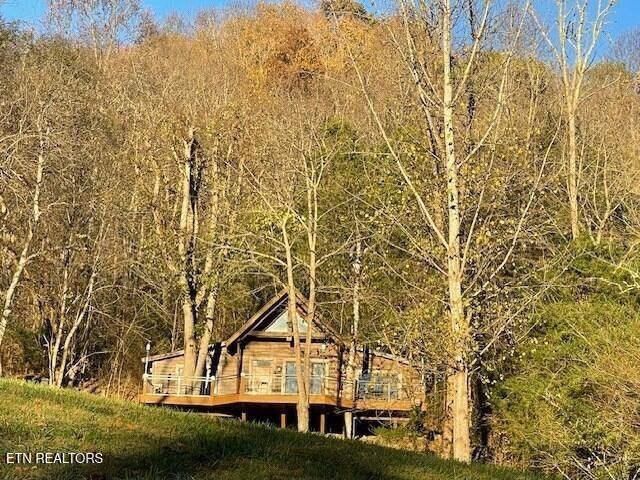 360 Spurlock Hollow Lane, Gainesboro, TN 38562