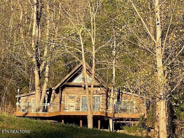 360 Spurlock Hollow Lane, Gainesboro, TN 38562