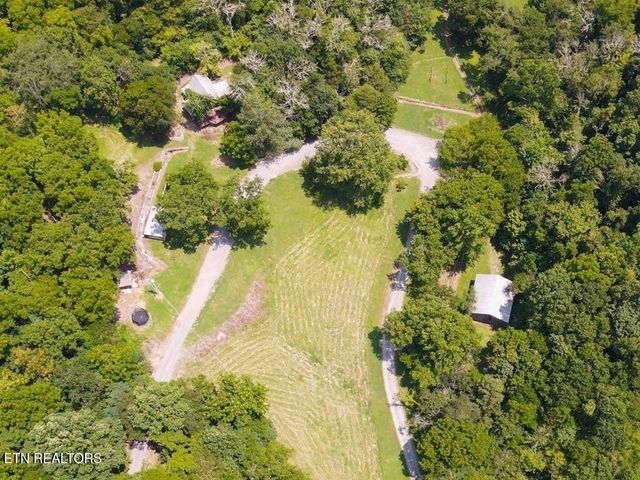 360 Spurlock Hollow Lane, Gainesboro, TN 38562