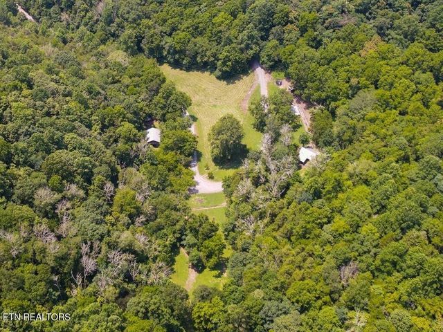 360 Spurlock Hollow Lane, Gainesboro, TN 38562