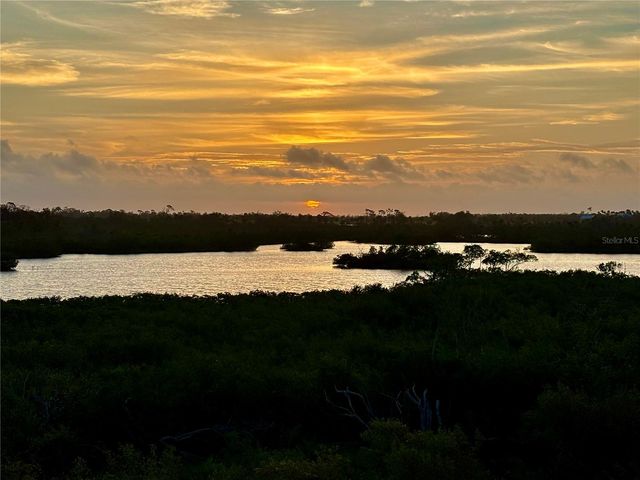 10310 CORAL LANDINGS COURT 98, Placida, FL 33946