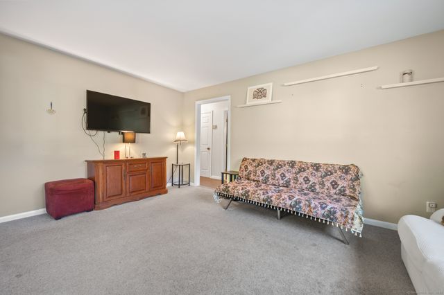 115 Porter Avenue, Middlebury, CT 06762