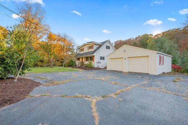 115 Porter Avenue, Middlebury, CT 06762