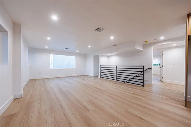 1658 S Hayworth Avenue, Los Angeles, CA 90035