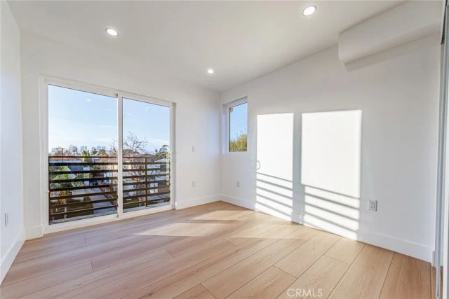 1658 S Hayworth Avenue, Los Angeles, CA 90035