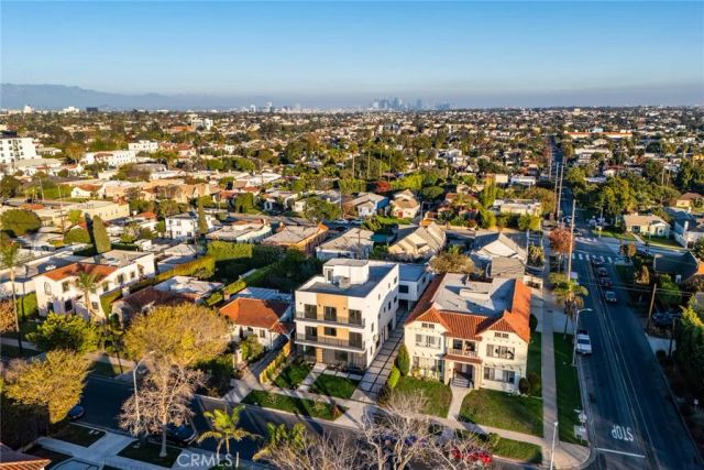 1658 S Hayworth Avenue, Los Angeles, CA 90035