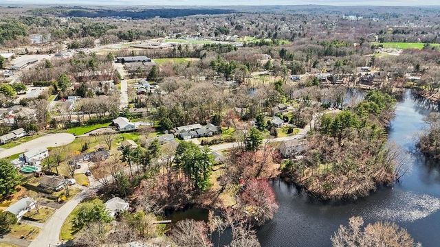 53 Deer Run Trail, Smithfield, RI 02917