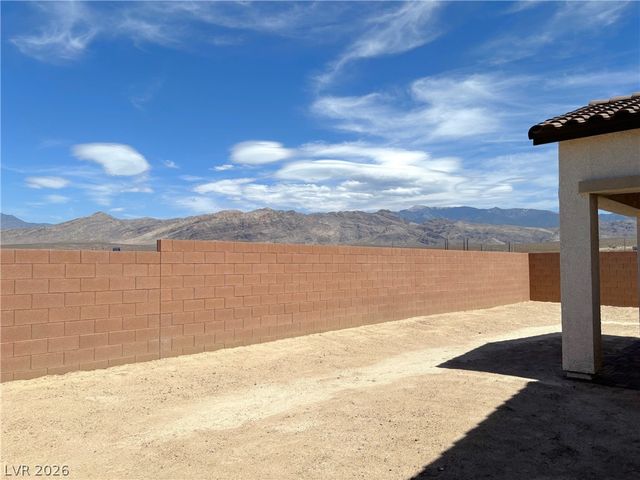 5720 East Badlands Lane, Pahrump, NV 89061