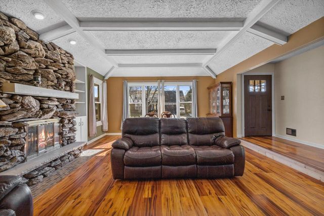 3318 14th PLACE, Kenosha, WI 53144