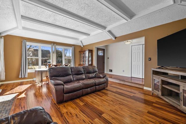 3318 14th PLACE, Kenosha, WI 53144