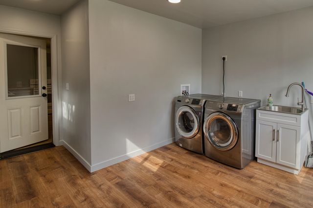 1805 W Gardner Ave, Spokane, WA 99201