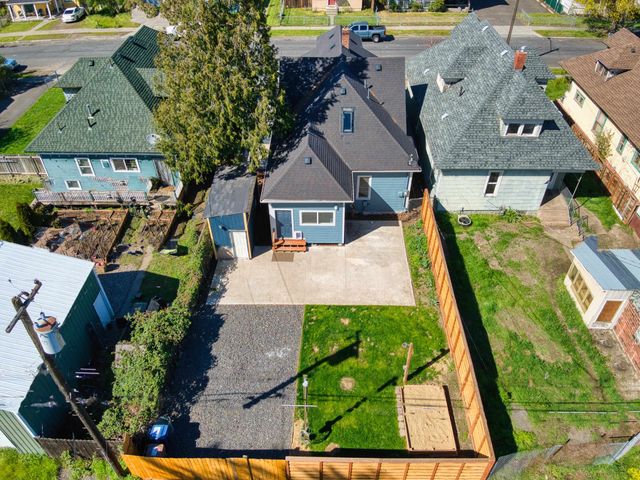 1805 W Gardner Ave, Spokane, WA 99201