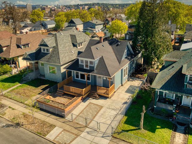 1805 W Gardner Ave, Spokane, WA 99201