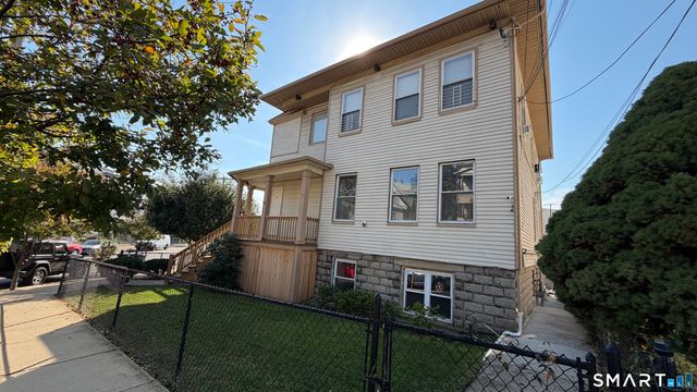 55 Hansen Avenue, Bridgeport, CT 06605
