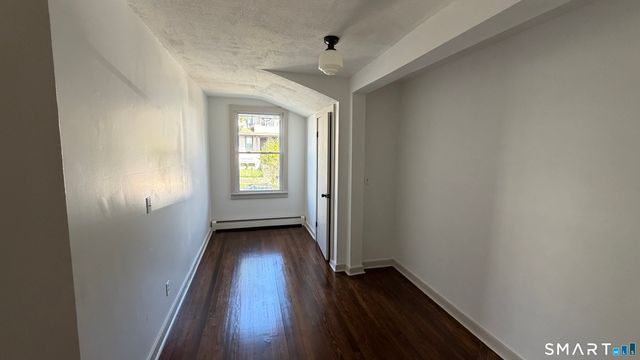 55 Hansen Avenue, Bridgeport, CT 06605