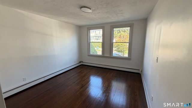 55 Hansen Avenue, Bridgeport, CT 06605