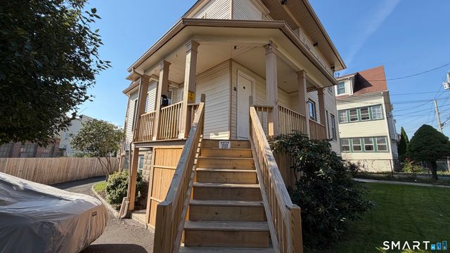 55 Hansen Avenue, Bridgeport, CT 06605