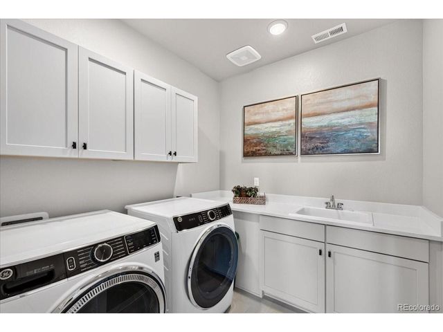 18361 W 95th Pl, Arvada, CO 80007