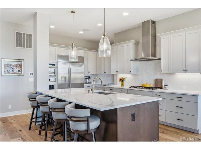 18361 W 95th Pl, Arvada, CO 80007