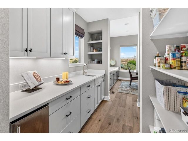 18361 W 95th Pl, Arvada, CO 80007
