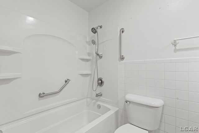 6362 Alamo Court, Adrian Twp, MI 49286